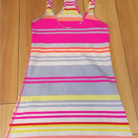 LULULEMON ATHLETICA Multi Groovy Stripe COOL RACERBACK TANK Top size 2 XXSMALL - Picture 2 of 4
